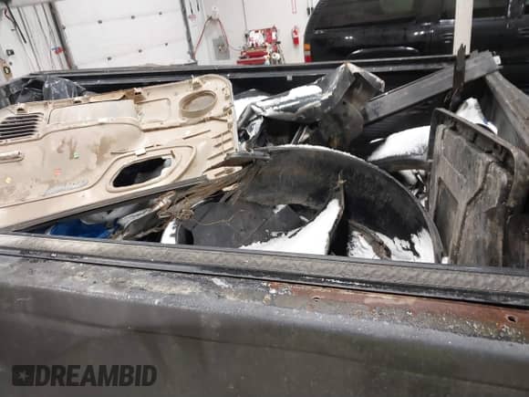 2000 Chevrolet Silverado 3500 с VIN 1GCHK33J1YF421544, выставлен на аукционе IAAI как лот 41424411 с пробегом 219 065 миль миль и . История ставок и продаж доступна на DreamBid. Изображение 12.