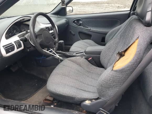 2005 Chevrolet Cavalier с VIN 1G1JC12F257192158, выставлен на аукционе Copart как лот 71713834 с пробегом 105 394 миль миль и Списание • Salvage title. История ставок и продаж доступна на DreamBid. Изображение 7.