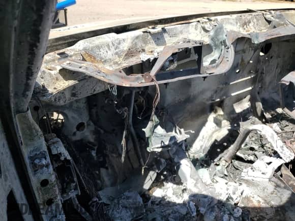 2006 GMC Sierra 1500 SLE1 z VIN 2GTEC13T361160704, wystawiony jako Copart lot #56420435 z przebiegiem Nie podano mil oraz Nie do naprawy • Non repairable. Historia ofert i sprzedaży dostępna na DreamBid. Obrazek 9.