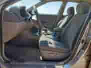 2006 Toyota Camry STD z VIN 4T1BE32K96U649366, wystawiony jako Copart lot #80431565 z przebiegiem 153 945 mil mil oraz Szkoda całkowita • Salvage title. Historia ofert i sprzedaży dostępna na DreamBid. Obrazek 7.