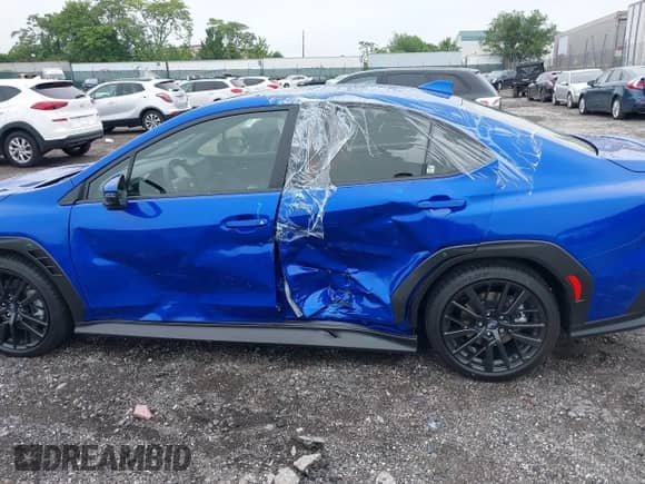 2025 Subaru WRX Limited с VIN JF1VBAN66S8802226, выставлен на аукционе IAAI как лот 42499790 с пробегом 199 миль миль и . История ставок и продаж доступна на DreamBid. Изображение 6.