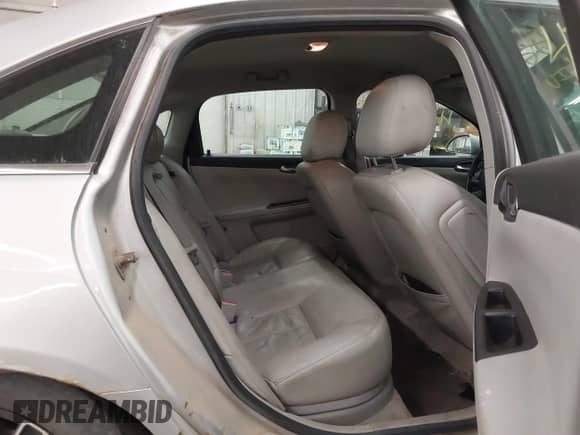 2010 Chevrolet Impala LTZ с VIN 2G1WC5EM4A1190412, выставлен на аукционе IAAI как лот 43388041 с пробегом 287 881 миль миль и . История ставок и продаж доступна на DreamBid. Изображение 8.