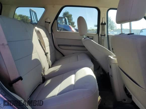 2011 Ford Escape XLT with VIN 1FMCU9D73BKC53202, listed as a Copart auction lot 86856095 with 111,475 mi miles and Salvage title. Bid and sale history available at DreamBid. Image 11.