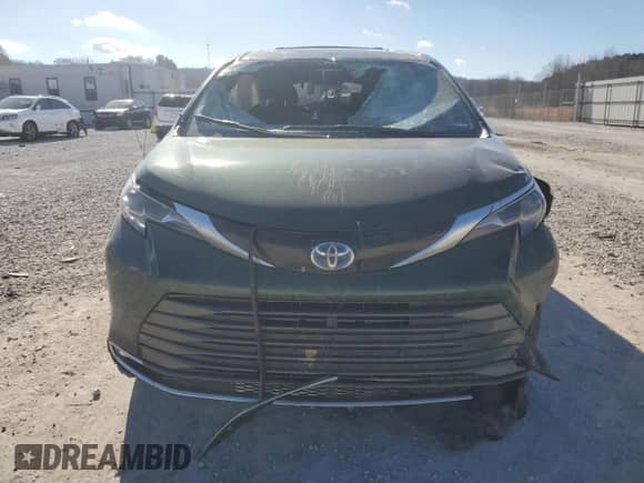2024 Toyota Sienna Platinum с VIN 5TDERKEC2RS190050, выставлен на аукционе Copart как лот 42195075 с пробегом 42 747 миль миль и Списание • Salvage title. История ставок и продаж доступна на DreamBid. Изображение 5.