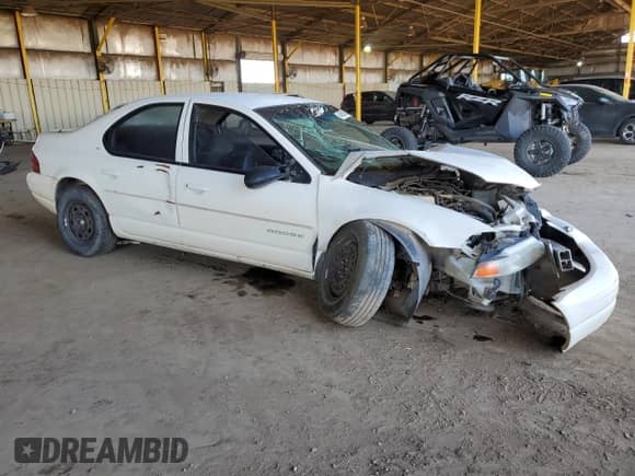 2000 Dodge Stratus SE with VIN 1B3EJ46X6YN196203, listed as a Copart auction lot 48590005 with Not provided miles and Salvage title. Bid and sale history available at DreamBid. Image 4.