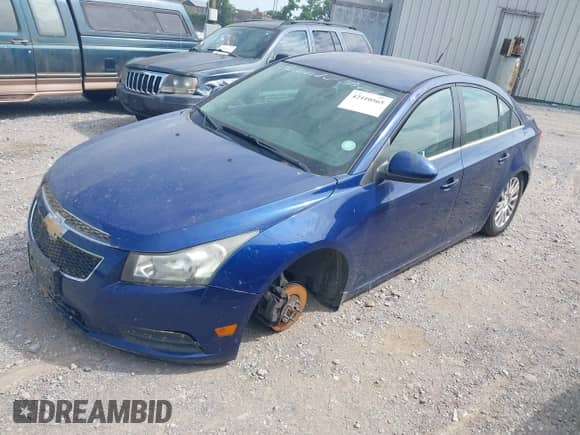 2013 Chevrolet Cruze ECO с VIN 1G1PH5SB3D7167459, выставлен на аукционе IAAI как лот 42410565 с пробегом 158 329 миль миль и . История ставок и продаж доступна на DreamBid. Изображение 2.