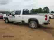 2023 Chevrolet Silverado 2500HD Work Truck z VIN 1GC1YLEY2PF215433, wystawiony jako Copart lot #52711624 z przebiegiem Nie podano mil oraz Szkoda całkowita • Salvage title. Historia ofert i sprzedaży dostępna na DreamBid. Obrazek 2.