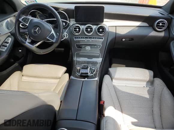 2018 Mercedes-Benz C 43 AMG с VIN 55SWF6EB0JU250796, выставлен на аукционе Copart как лот 67102275 с пробегом 101 670 миль миль и Списание • Salvage title. История ставок и продаж доступна на DreamBid. Изображение 8.