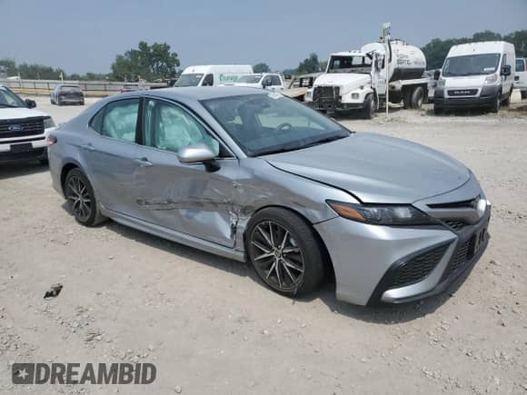 2023 Toyota Camry SE с VIN 4T1G11AK6PU182223, выставлен на аукционе Copart как лот 67414965 с пробегом 27 891 миль миль и Списание • Salvage title. История ставок и продаж доступна на DreamBid. Изображение 4.