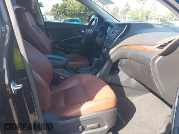 2013 Hyundai Santa Fe Limited с VIN KM8SR4HF3DU019022, выставлен на аукционе IAAI как лот 43034578 с пробегом 106 764 миль миль и . История ставок и продаж доступна на DreamBid. Изображение 5.