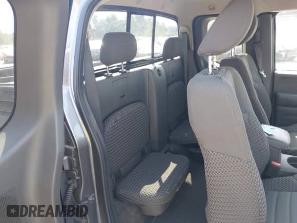 2017 Nissan Frontier SV with VIN 1N6AD0CW7HN716799, listed as a IAAI auction lot 42896731 with 96,819 mi miles and . Bid and sale history available at DreamBid. Image 8.