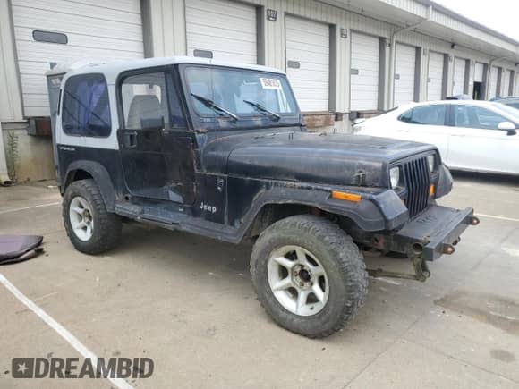 1991 Jeep Wrangler с VIN 2J4FY29S2MJ134936, выставлен на аукционе Copart как лот 59481875 с пробегом 236 382 миль миль и Списание • Salvage title. История ставок и продаж доступна на DreamBid. Изображение 4.