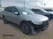 2023 Volkswagen Tiguan S с VIN 3VVRB7AX4PM015440, выставлен на аукционе IAAI как лот 42132705 с пробегом 37 482 миль миль и . История ставок и продаж доступна на DreamBid. Изображение 1.