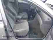 2006 Toyota Corolla LE z VIN 1NXBR32E96Z651021, wystawiony jako IAAI lot #43378872 z przebiegiem 200 179 mil mil oraz . Historia ofert i sprzedaży dostępna na DreamBid. Obrazek 5.