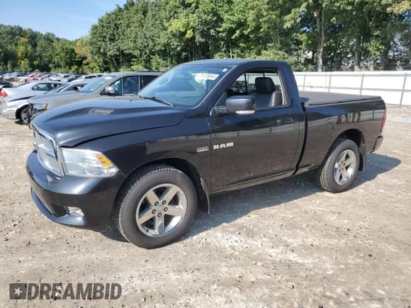 2010 Dodge 1500 Sport z VIN 3D7JV1ET3AG157085, wystawiony jako Copart lot #71175654 z przebiegiem 52 215 mil mil oraz Nie do naprawy • Non repairable. Historia ofert i sprzedaży dostępna na DreamBid. Obrazek 1.