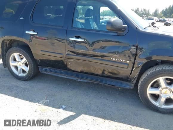 2008 Chevrolet Tahoe 3LT with VIN 1GNFC13048J208124, listed as a IAAI auction lot 42800377 with 141,573 mi miles and . Bid and sale history available at DreamBid. Image 6.