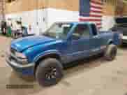 2000 Chevrolet S-10 LS z VIN 1GCDT19W7YK218913, wystawiony jako Copart lot #82055385 z przebiegiem 151 665 mil mil oraz Szkoda całkowita • Salvage title. Historia ofert i sprzedaży dostępna na DreamBid. Obrazek 1.
