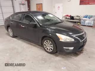 2015 Nissan Altima S with VIN 1N4AL3APXFN315219, listed as a IAAI auction lot 41591272 with 208,657 mi miles and . Bid and sale history available at DreamBid. Image 1.