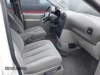 2006 Dodge Grand Caravan SE с VIN 1D4GP24EX6B586413, выставлен на аукционе IAAI как лот 43521243 с пробегом 67 397 миль миль и . История ставок и продаж доступна на DreamBid. Изображение 5.
