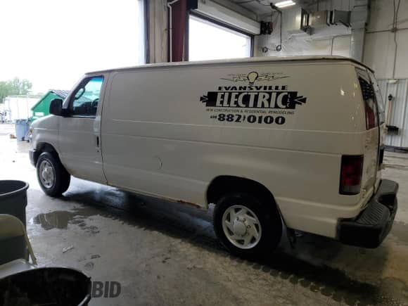 2013 Ford Econoline Cargo Commercial with VIN 1FTNE1EWXDDA97815, listed as a Copart auction lot 57268985 with 120,609 mi miles and Non repairable. Bid and sale history available at DreamBid. Image 2.