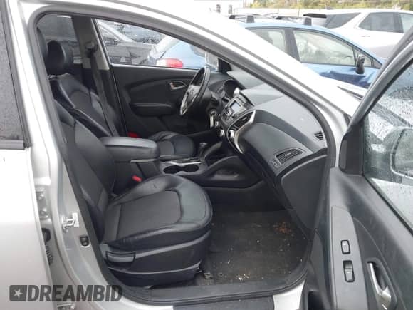 2011 Hyundai Tucson GLS с VIN KM8JU3AC7BU173332, выставлен на аукционе IAAI как лот 43577115 с пробегом 183 181 миль миль и . История ставок и продаж доступна на DreamBid. Изображение 5.