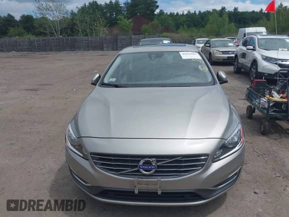 2015 Volvo S60 T5 Premier с VIN YV1612TB9F1302898, выставлен на аукционе IAAI как лот 42616685 с пробегом 34 446 миль миль и . История ставок и продаж доступна на DreamBid. Изображение 12.
