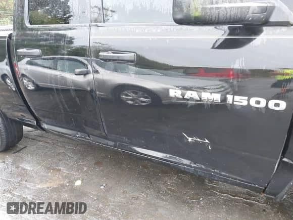 2012 Ram 1500 Tradesman with VIN 1C6RD6FT0CS156460, listed as a IAAI auction lot 43241230 with 186,040 mi miles and . Bid and sale history available at DreamBid. Image 18.