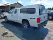 2005 Dodge Dakota ST with VIN 1D7HW22K15S119947, listed as a IAAI auction lot 42372148 with 140,528 mi miles and . Bid and sale history available at DreamBid. Image 3.