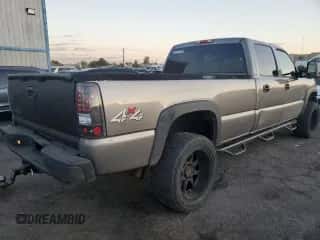 2006 Chevrolet Silverado 3500 SRW LT с VIN 1GCHK33296F137200, выставлен на аукционе Copart как лот 85065784 с пробегом 302 668 миль миль и Списание • Salvage title. История ставок и продаж доступна на DreamBid. Изображение 3.