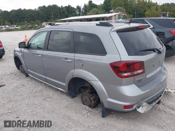 2016 Dodge Journey Crossroad Plus с VIN 3C4PDCGB6GT107644, выставлен на аукционе IAAI как лот 43225233 с пробегом Не указан миль и . История ставок и продаж доступна на DreamBid. Изображение 3.