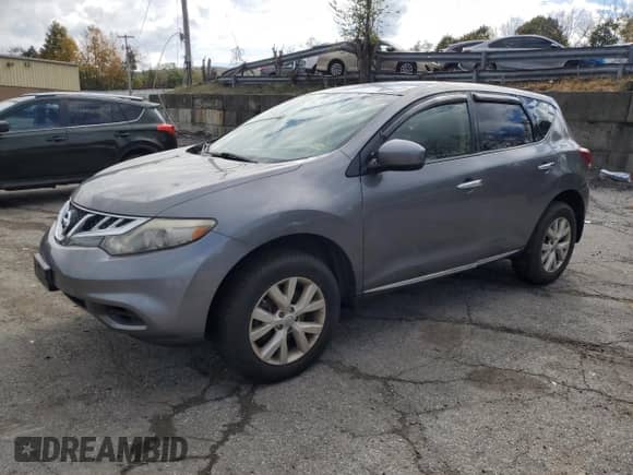 2013 Nissan Murano S с VIN JN8AZ1MU2DW208367, выставлен на аукционе Copart как лот 82513355 с пробегом 198 354 миль миль и Списание • Salvage title. История ставок и продаж доступна на DreamBid. Изображение 1.