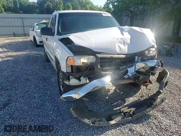 2004 GMC Sierra 1500 Work Truck with VIN 1GTEC14X34Z283604, listed as a Copart auction lot 57672935 with 326,764 mi miles and Salvage title. Bid and sale history available at DreamBid. Image 13.