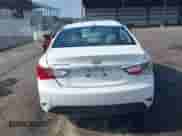 2014 Hyundai Sonata GLS z VIN 5NPEB4AC7EH826757, wystawiony jako IAAI lot #42351452 z przebiegiem 47 300 mil mil oraz . Historia ofert i sprzedaży dostępna na DreamBid. Obrazek 16.