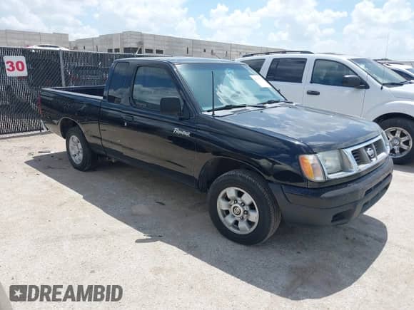 2000 Nissan Frontier XE with VIN 1N6DD26S7YC359637, listed as a IAAI auction lot 42752725 with 340,199 mi miles and . Bid and sale history available at DreamBid. Image 1.