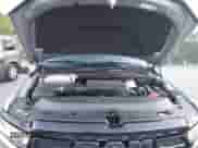 2025 Ram 1500 Big Horn z VIN 1C6RREFG9SN527515, wystawiony jako IAAI lot #41952115 z przebiegiem 8 009 mil mil oraz . Historia ofert i sprzedaży dostępna na DreamBid. Obrazek 10.