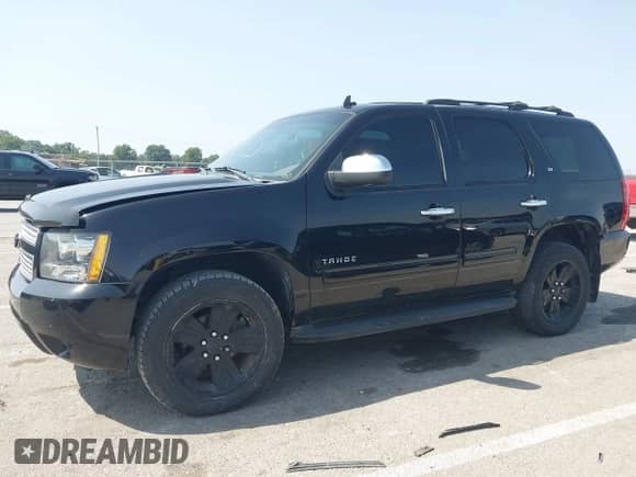 2012 Chevrolet Tahoe LT with VIN 1GNSKBE01CR311712, listed as a IAAI auction lot 42804916 with 225,786 mi miles and . Bid and sale history available at DreamBid. Image 14.