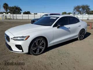 2020 Volvo S60 R-Design с VIN 7JR102FM6LG039277, выставлен на аукционе Copart как лот 80363204 с пробегом 43 771 миль миль и Списание • Salvage title. История ставок и продаж доступна на DreamBid. Изображение 1.