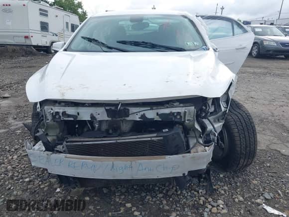 2016 Chevrolet Malibu LT с VIN 1G11C5SA0GF166310, выставлен на аукционе IAAI как лот 42724748 с пробегом Не указан миль и . История ставок и продаж доступна на DreamBid. Изображение 6.