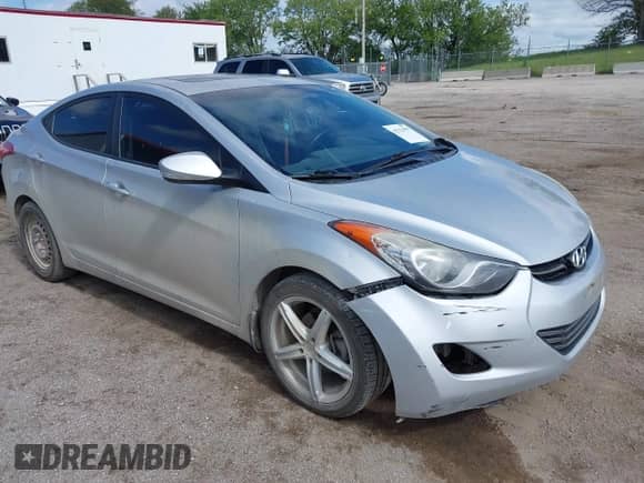 2013 Hyundai Elantra GLS с VIN KMHDH4AEXDU602622, выставлен на аукционе IAAI как лот 42322999 с пробегом 169 004 миль миль и . История ставок и продаж доступна на DreamBid. Изображение 1.