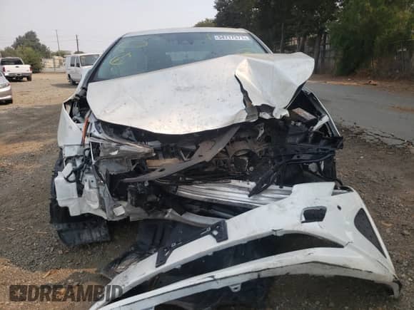 2018 Toyota Prius Two с VIN JTDKBRFU2J3067233, выставлен на аукционе Copart как лот 54717571 с пробегом Не указан миль и Списание • Salvage title. История ставок и продаж доступна на DreamBid. Изображение 9.