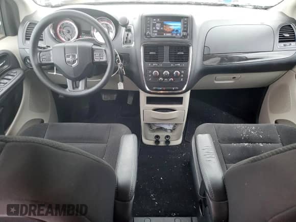 2019 Dodge Grand Caravan SE 35th Anniversary Edition with VIN 2C4RDGBG1KR801799, listed as a Copart auction lot 57633535 with 141,550 mi miles and Salvage title. Bid and sale history available at DreamBid. Image 8.