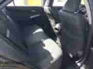 2014 Toyota Camry L z VIN 4T1BF1FK6EU330209, wystawiony jako IAAI lot #43584677 z przebiegiem 79 370 mil mil oraz . Historia ofert i sprzedaży dostępna na DreamBid. Obrazek 8.