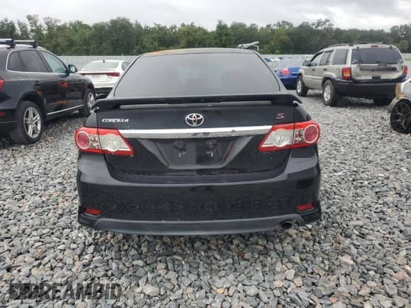 2011 Toyota Corolla L с VIN 5YFBU4EE6BP001669, выставлен на аукционе Copart как лот 85522115 с пробегом 156 306 миль миль и Списание • Salvage title. История ставок и продаж доступна на DreamBid. Изображение 6.