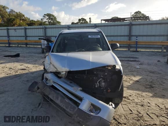 2004 Saturn VUE z VIN 5GZCZ33D54S836849, wystawiony jako Copart lot #78828944 z przebiegiem 227 878 mil mil oraz Szkoda całkowita • Salvage title. Historia ofert i sprzedaży dostępna na DreamBid. Obrazek 5.