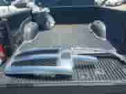 2018 Ram 1500 Big Horn z VIN 1C6RR7GG3JS319415, wystawiony jako IAAI lot #42517862 z przebiegiem 117 906 mil mil oraz . Historia ofert i sprzedaży dostępna na DreamBid. Obrazek 12.