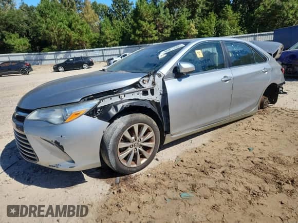 2016 Toyota Camry LE с VIN 4T4BF1FK9GR581802, выставлен на аукционе Copart как лот 86813505 с пробегом Не указан миль и Чистый • Clean title. История ставок и продаж доступна на DreamBid. Изображение 1.