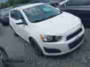 2015 Chevrolet Sonic LS с VIN 1G1JA6SH3F4207922, выставлен на аукционе IAAI как лот 42434022 с пробегом 123 459 миль миль и . История ставок и продаж доступна на DreamBid. Изображение 1.
