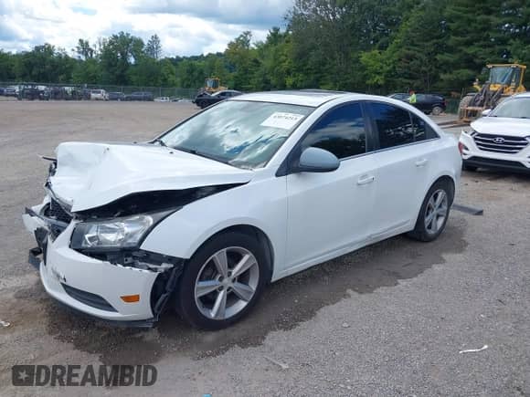 2013 Chevrolet Cruze 2LT z VIN 1G1PE5SB2D7138477, wystawiony jako IAAI lot #43074213 z przebiegiem 231 515 mil mil oraz . Historia ofert i sprzedaży dostępna na DreamBid. Obrazek 21.