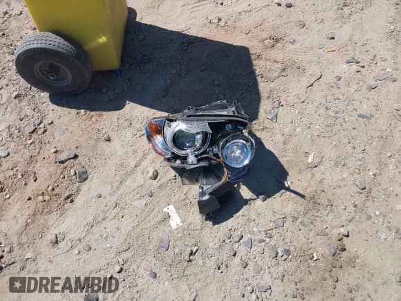 2010 BMW 3 Series 328i с VIN WBAWR3C50AP462749, выставлен на аукционе IAAI как лот 43069551 с пробегом 95 451 миль миль и . История ставок и продаж доступна на DreamBid. Изображение 12.