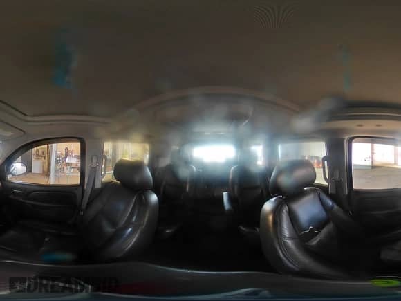 2011 Cadillac Escalade Premium с VIN 1GYS4CEF8BR147686, выставлен на аукционе Copart как лот 53144425 с пробегом 118 208 миль миль и Списание • Salvage title. История ставок и продаж доступна на DreamBid. Изображение 14.